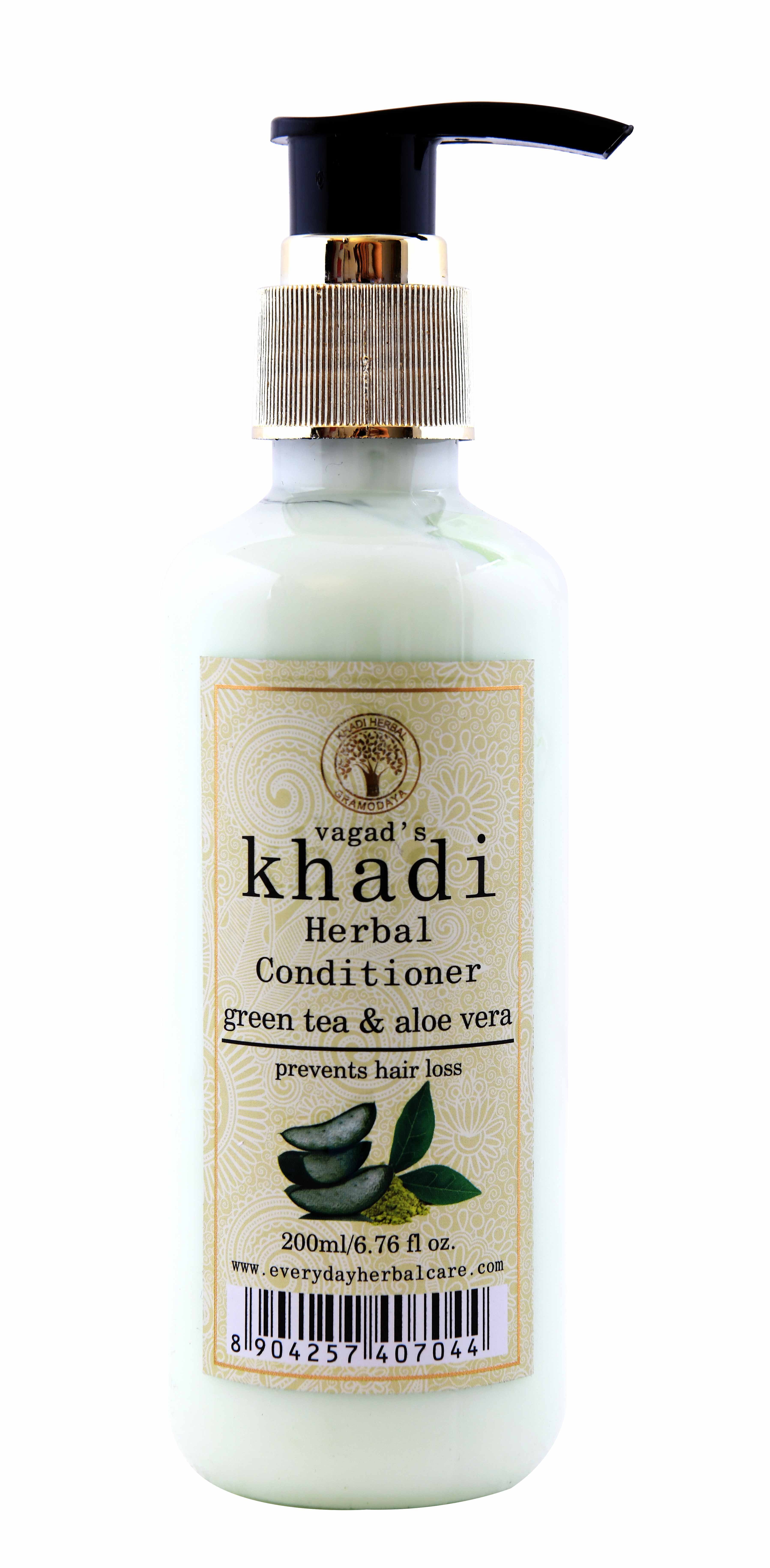 Vagad's Khadi Green Tea And Aloe Vera Conditioner